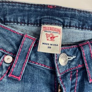 Unique True Religion jeans with HOT PINK stitching!